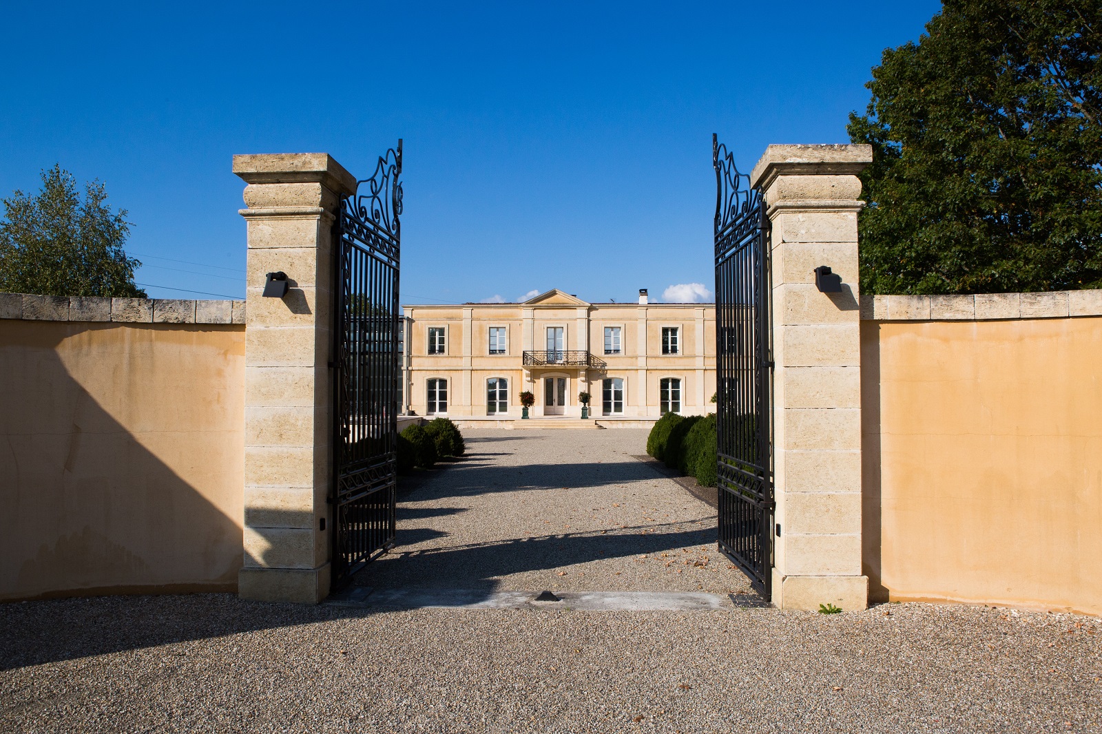 Entrée du Château Bertinerie